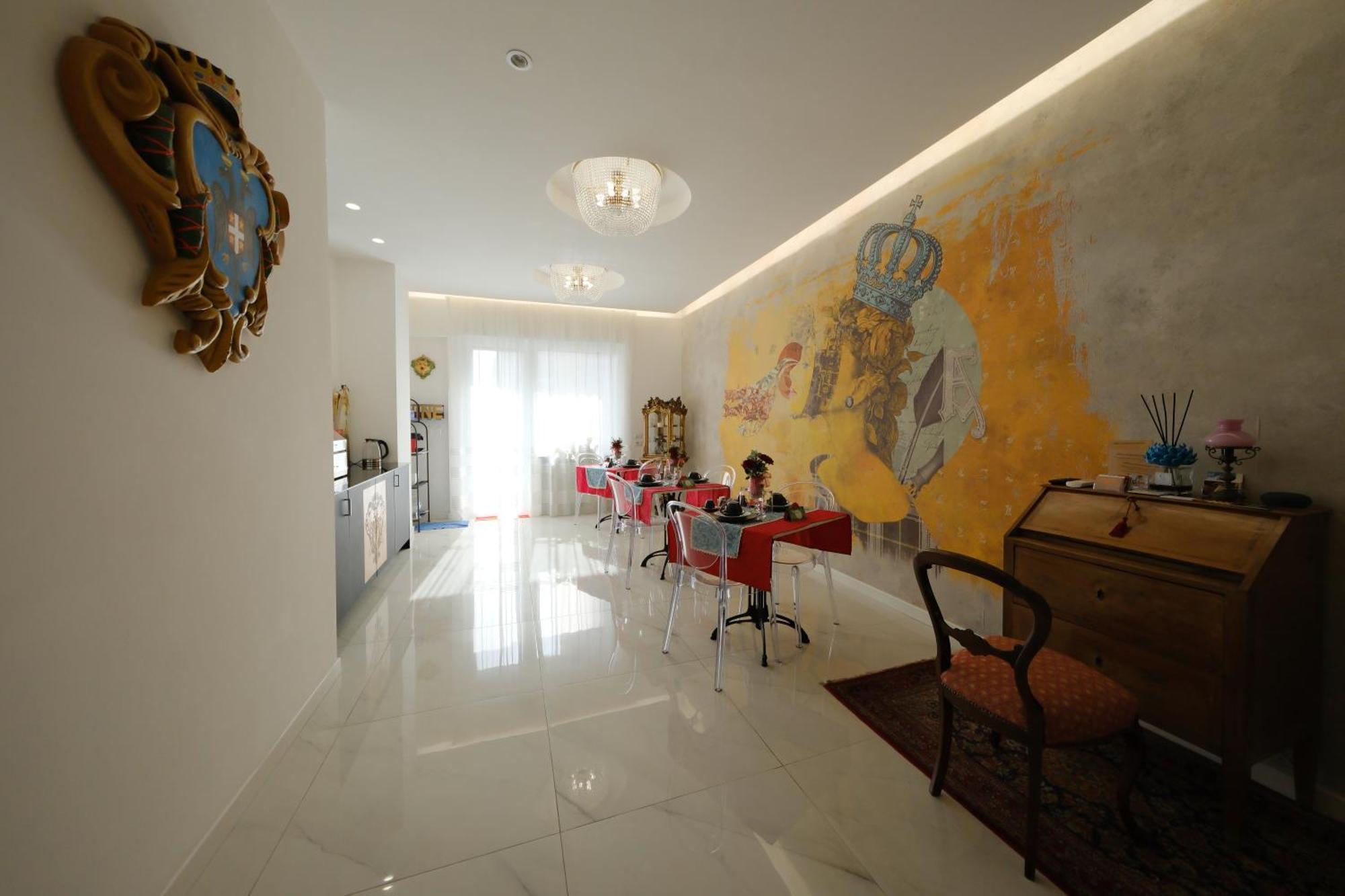Luxury Charlemagne